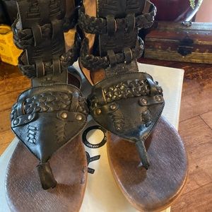 Roan sandals
